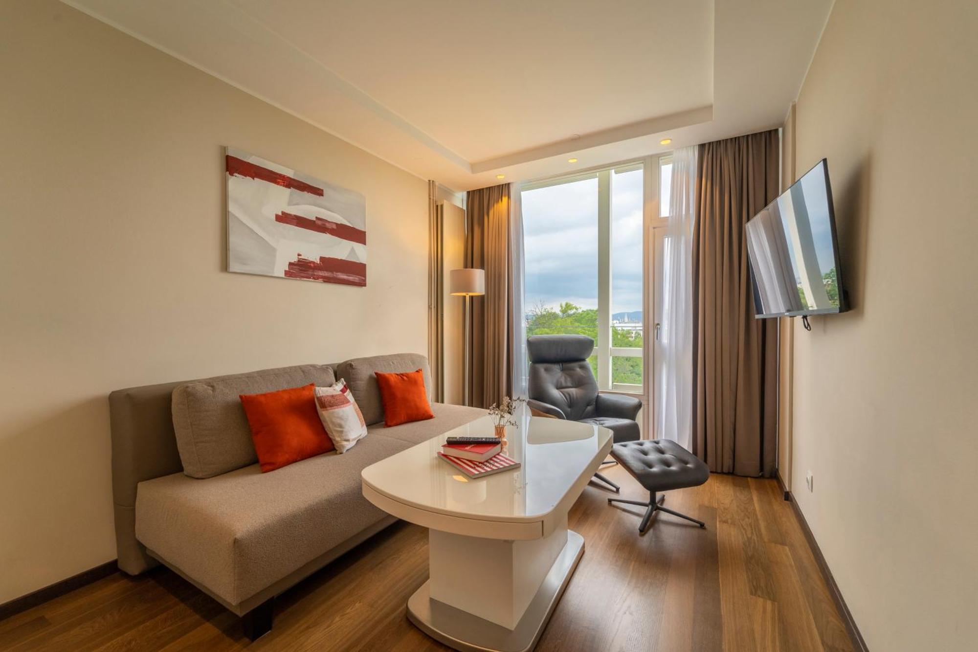 Pakat Residences Viena Exterior foto
